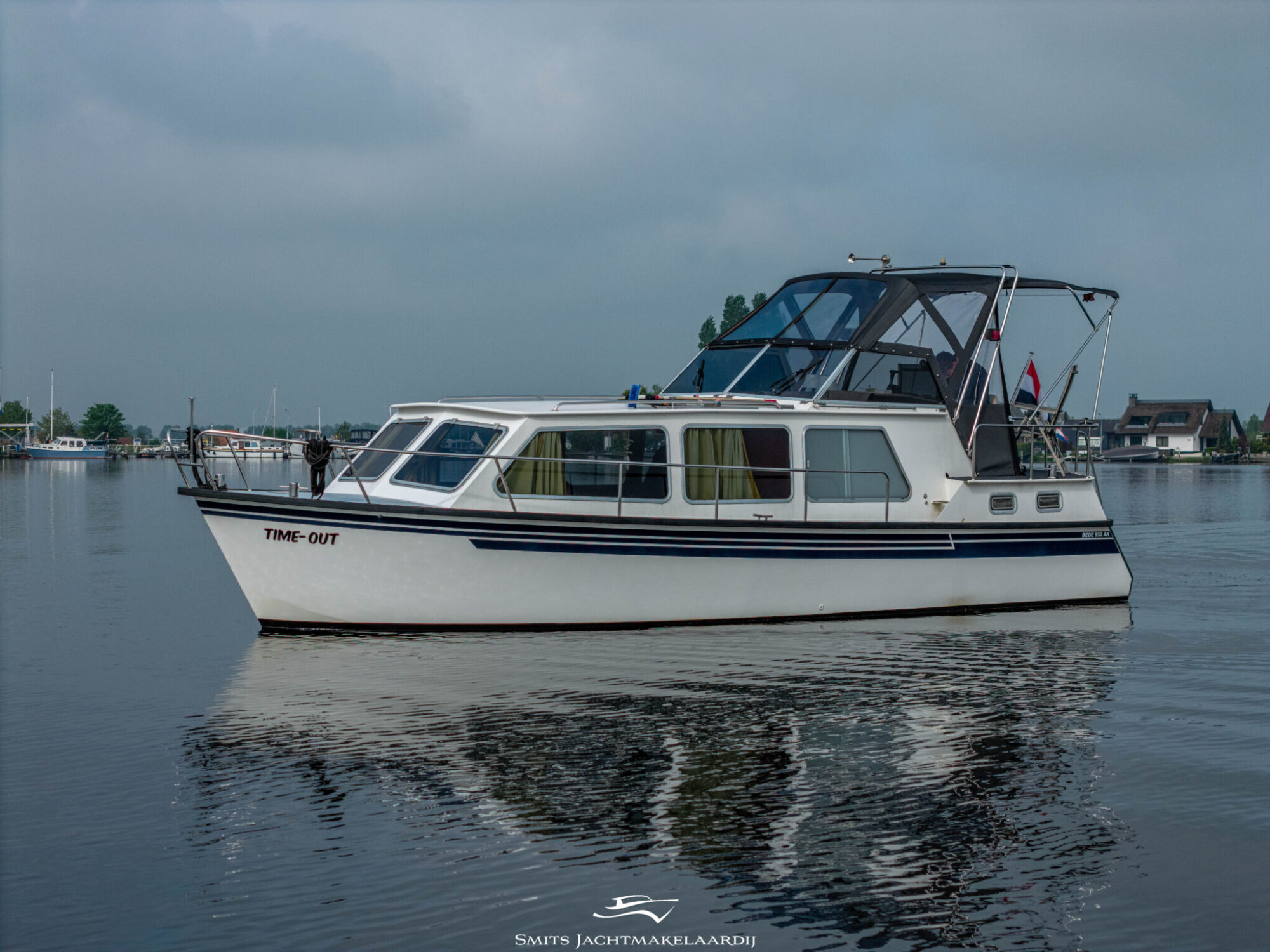 foto: 24 Bege Bege 9.50 AK Cabrio