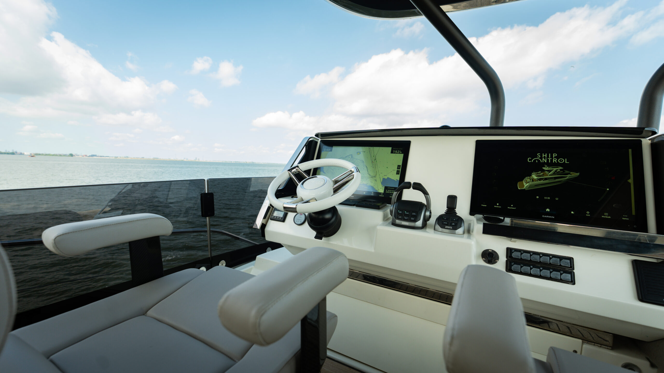 foto: 85 Prestige X70