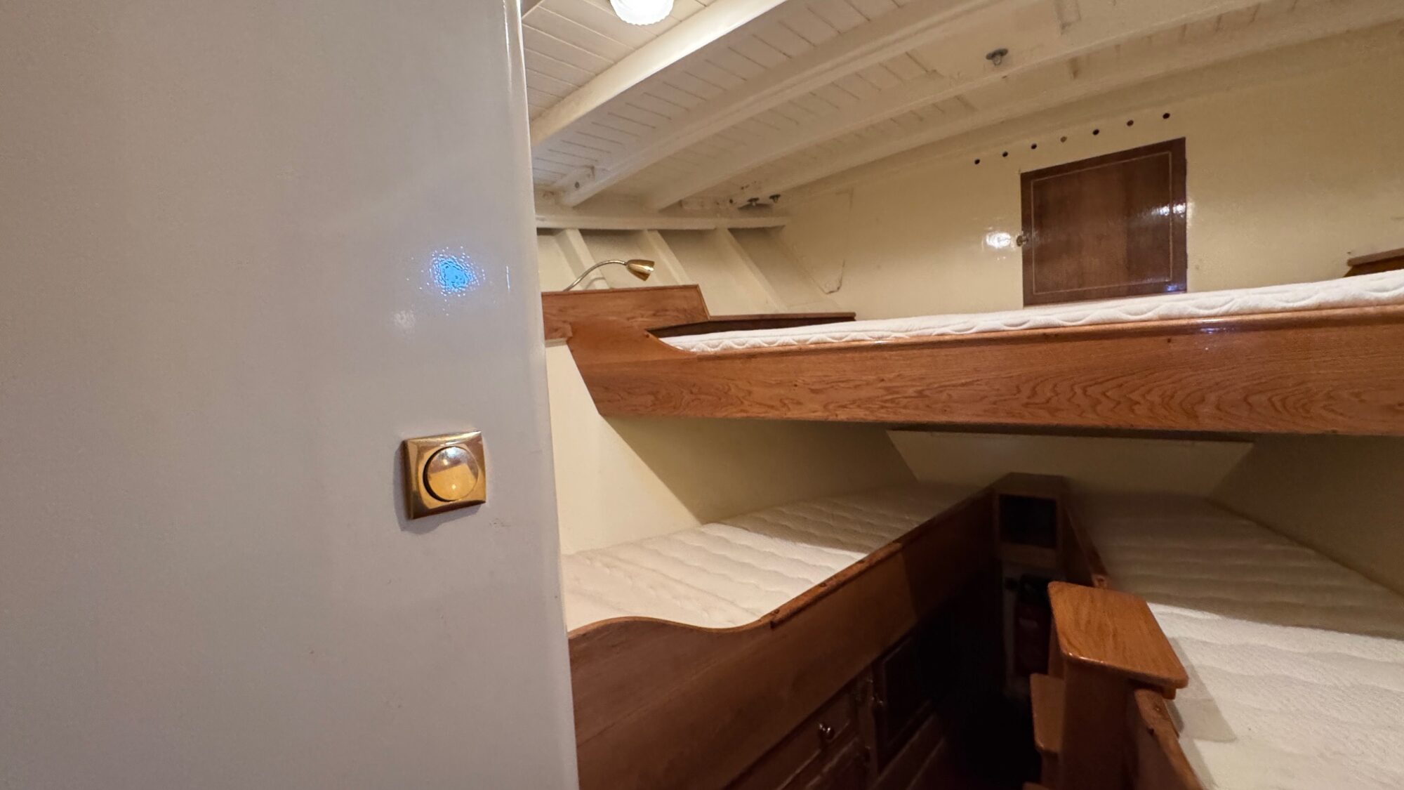 foto: 35 Silver Silver Rondspantkotter 19.44 VS