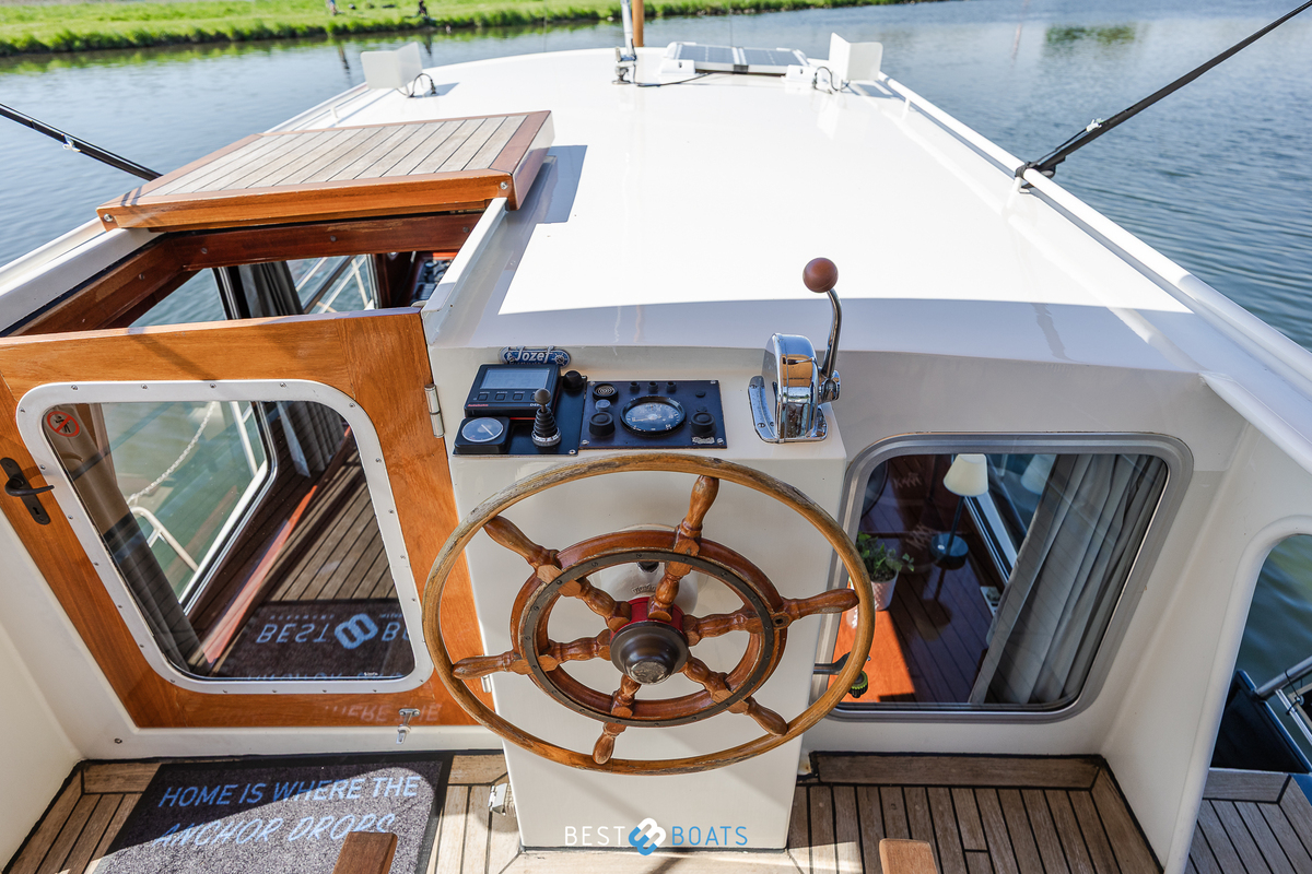 foto: 38 Exellent 1000 Hybride Patrol