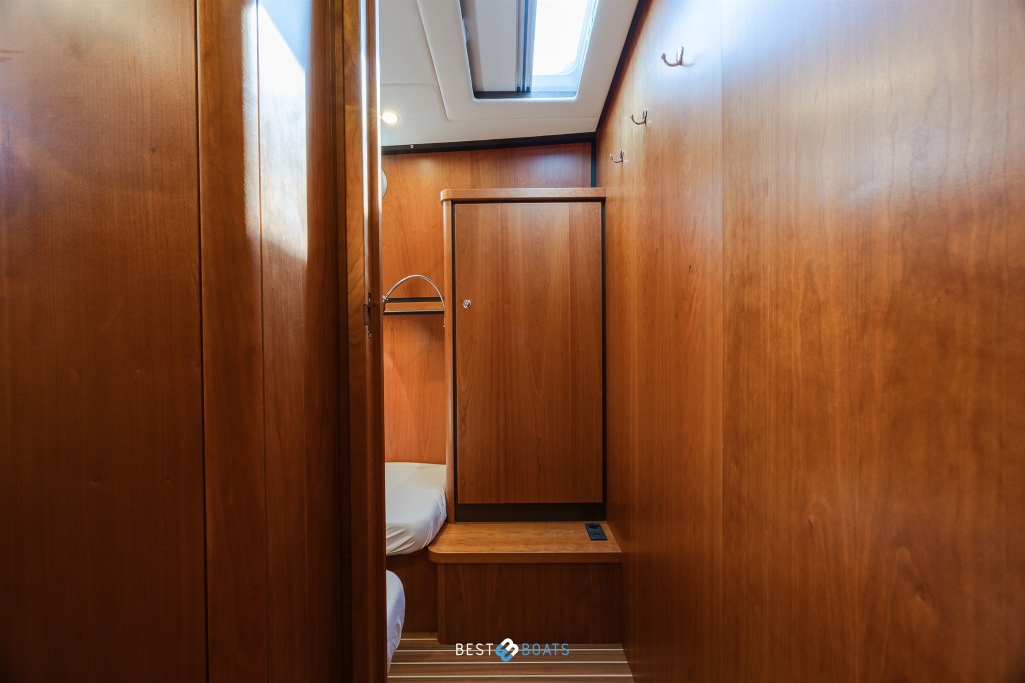 foto: 33 Linssen Grand Sturdy 43.9 AC
