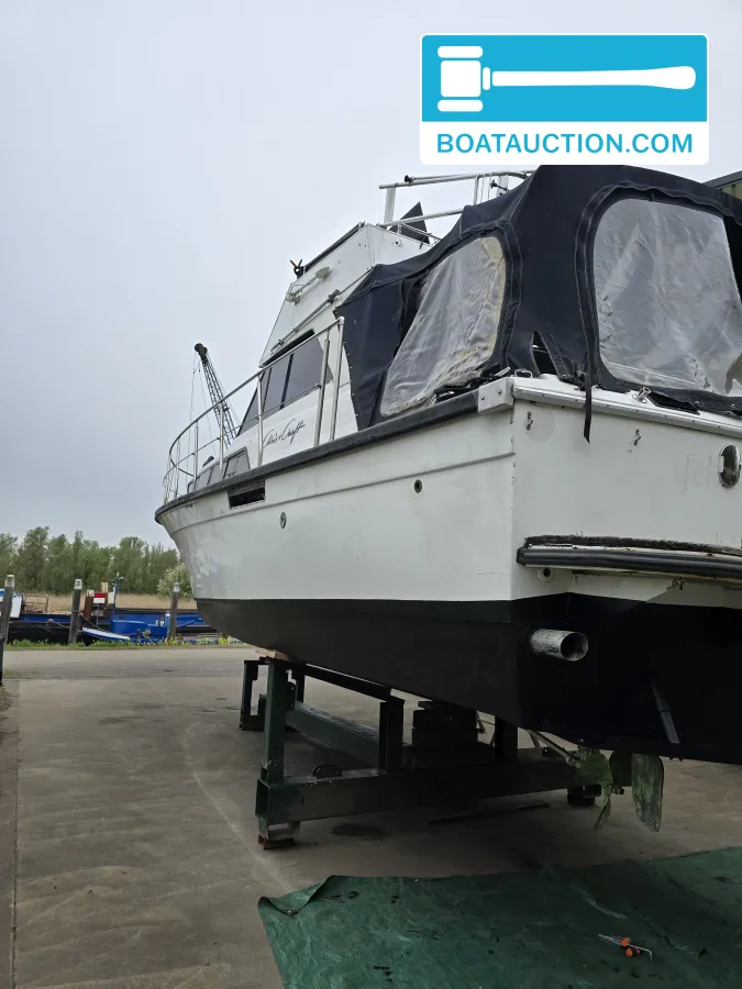 foto: 15 Chris Craft Commander 37