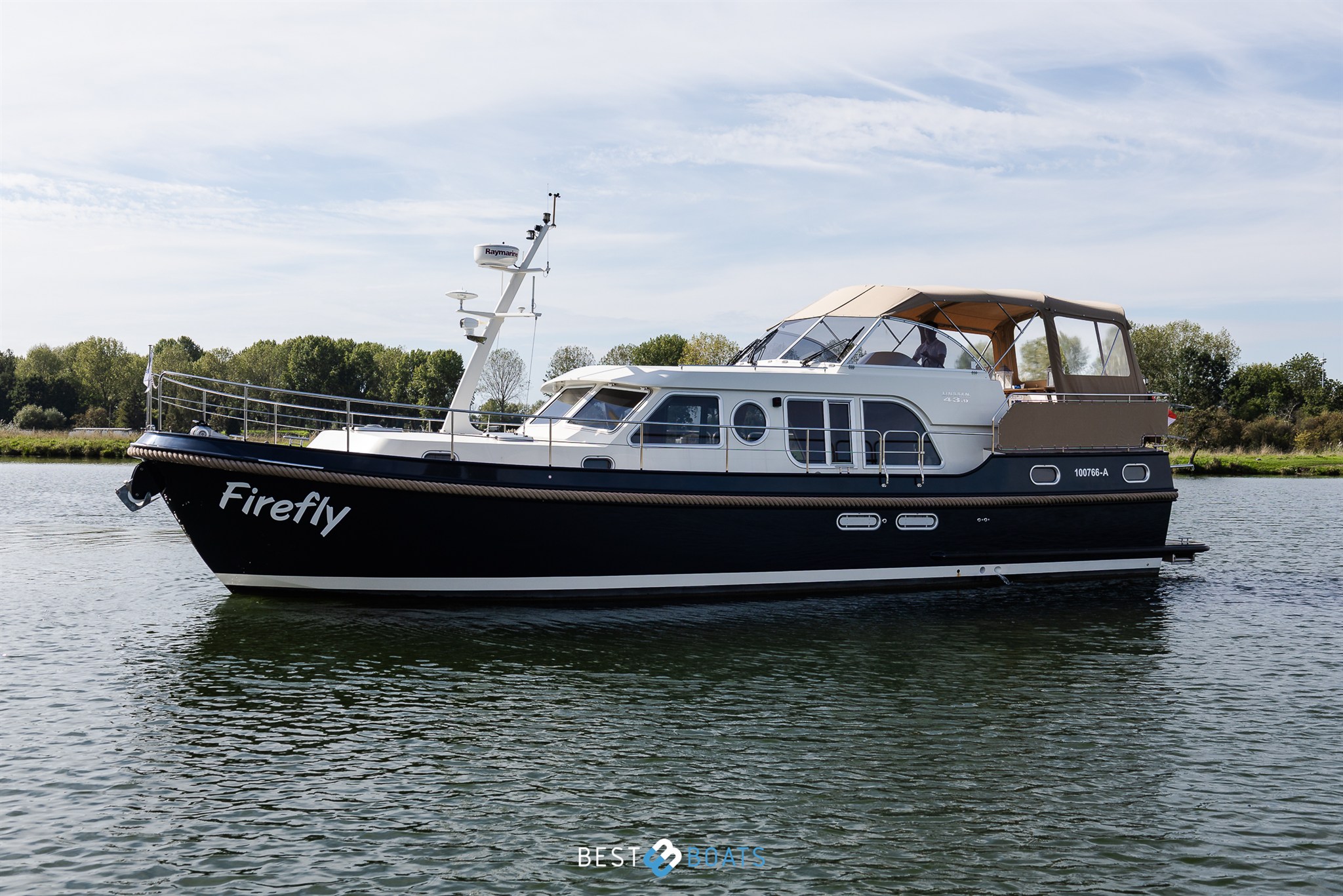 foto: 40 Linssen Grand Sturdy 43.9 AC