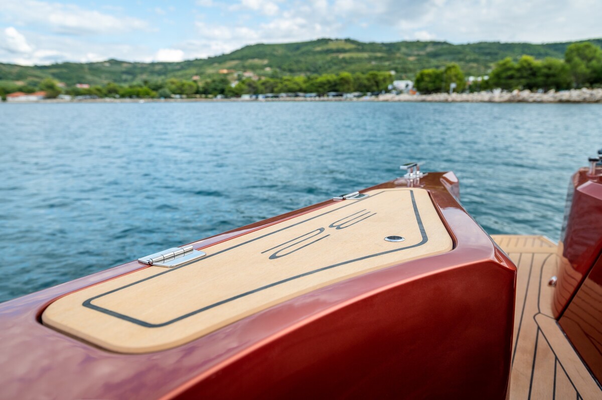 foto: 19 Alfastreet Marine 32 Cabin Sport - Outboard Series