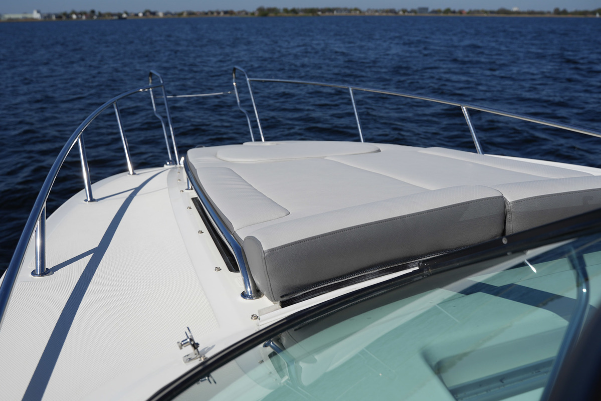 foto: 43 Sea Ray Sundancer 265