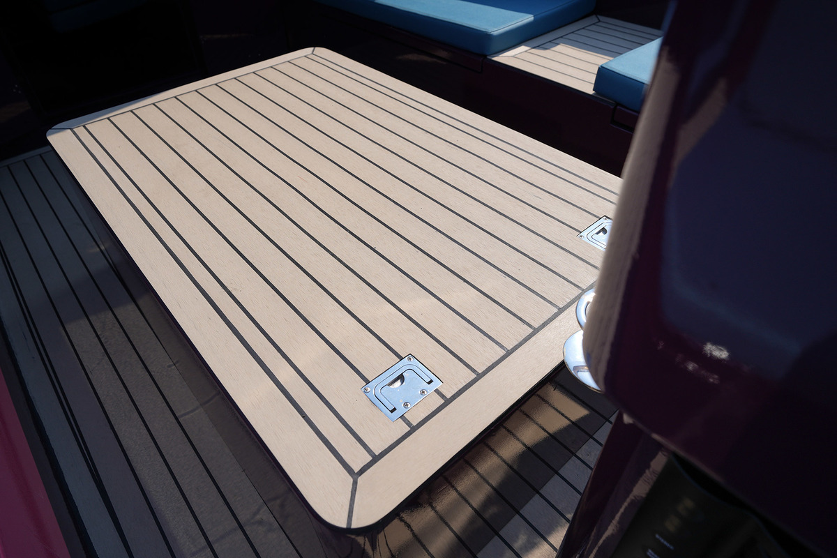 foto: 27 Waterman 8.0 Cabin