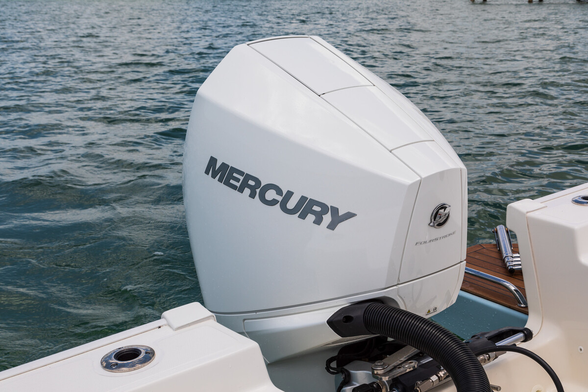 foto: 24 Boston Whaler 210 Montauk