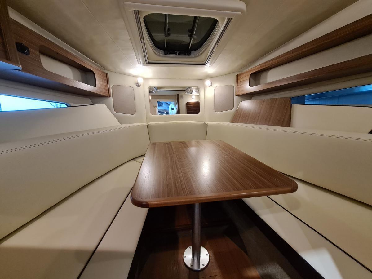 foto: 14 Sea Ray Sundancer 265