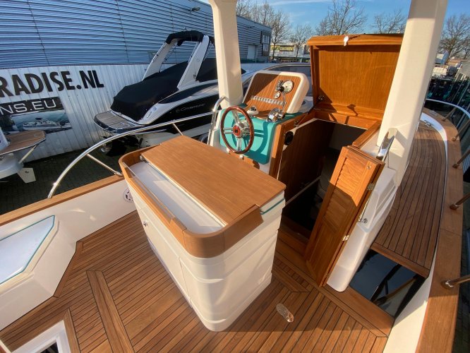 foto: 21 Cantieri Mimi Gozzi Libeccio 8.50 WA -DIRECT LEVERBAAR-