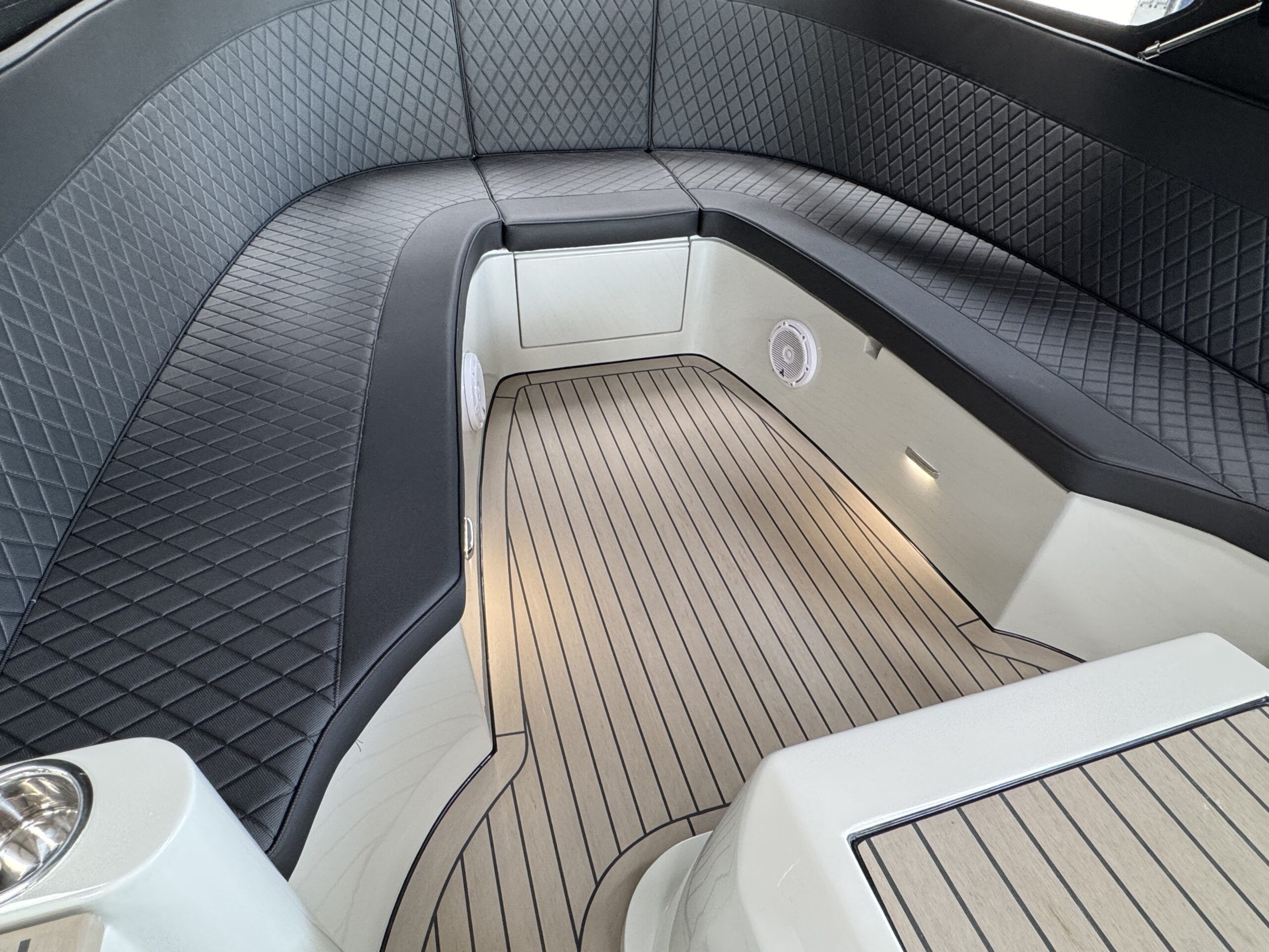 foto: 5 Antaris Sixty7 (op voorraad)