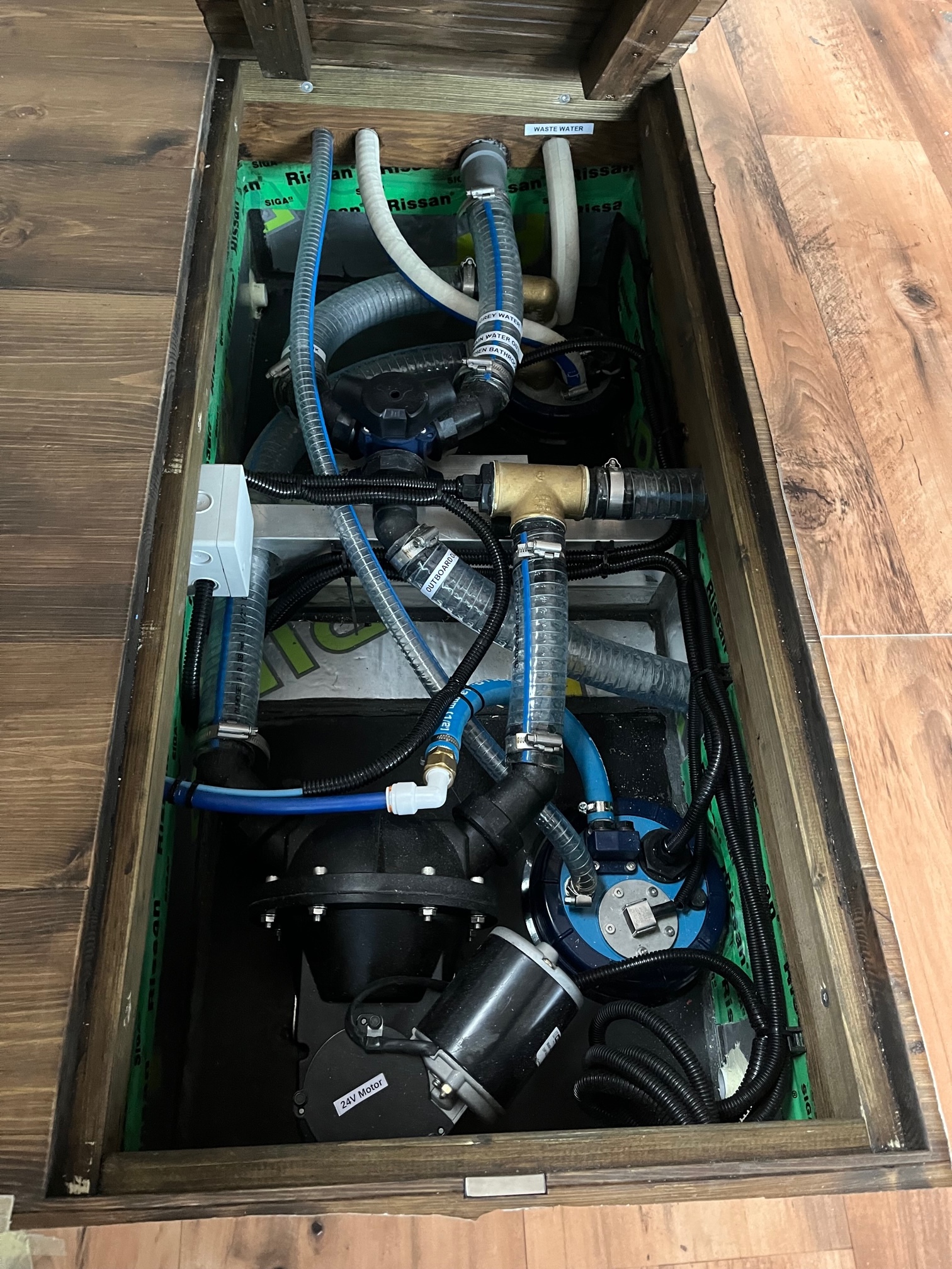 foto: 20 Nordic Season NS 43 Eco 45m2 Houseboat