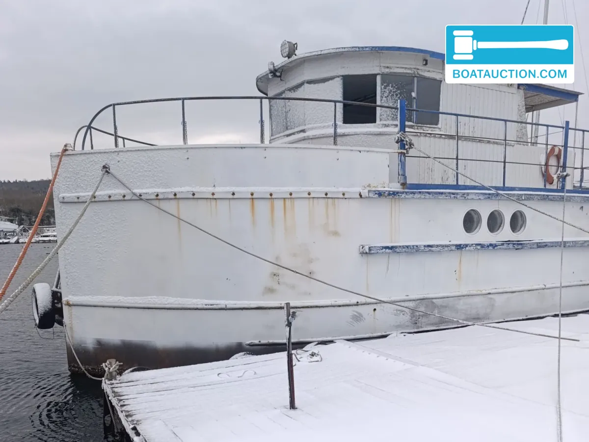 foto: 8 Trawler 1500