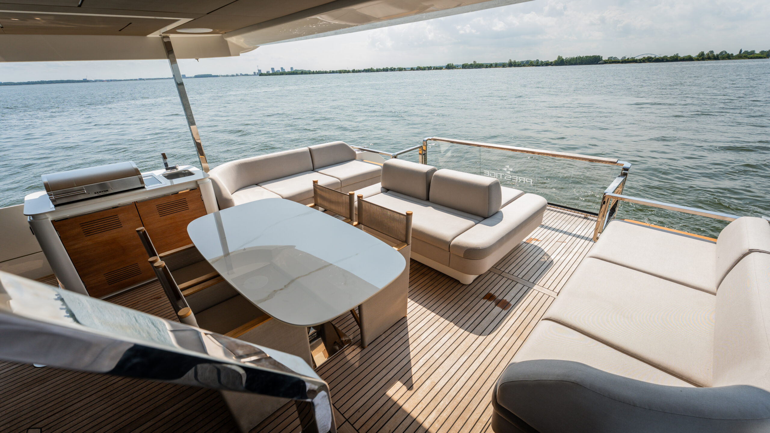 foto: 86 Prestige X70