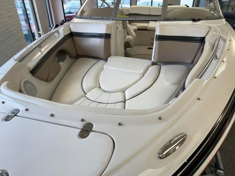 foto: 8 Four Winns  Horizon 210