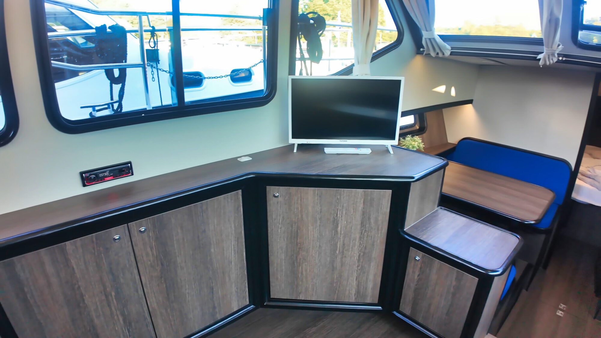 foto: 17 Vacance Vacance 12.00 AK Cabrio