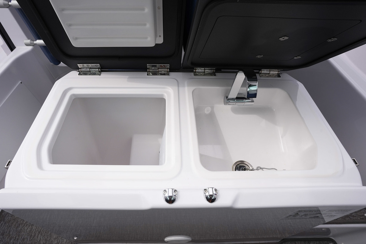 foto: 31 Axopar 29 XC Cross Cabin