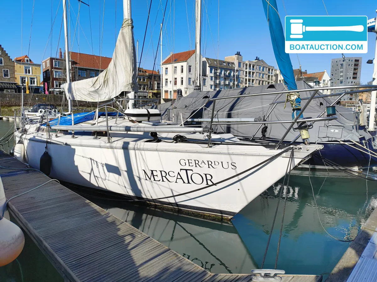 hoofdfoto: 1 Jeanneau Gin Fizz Ketch