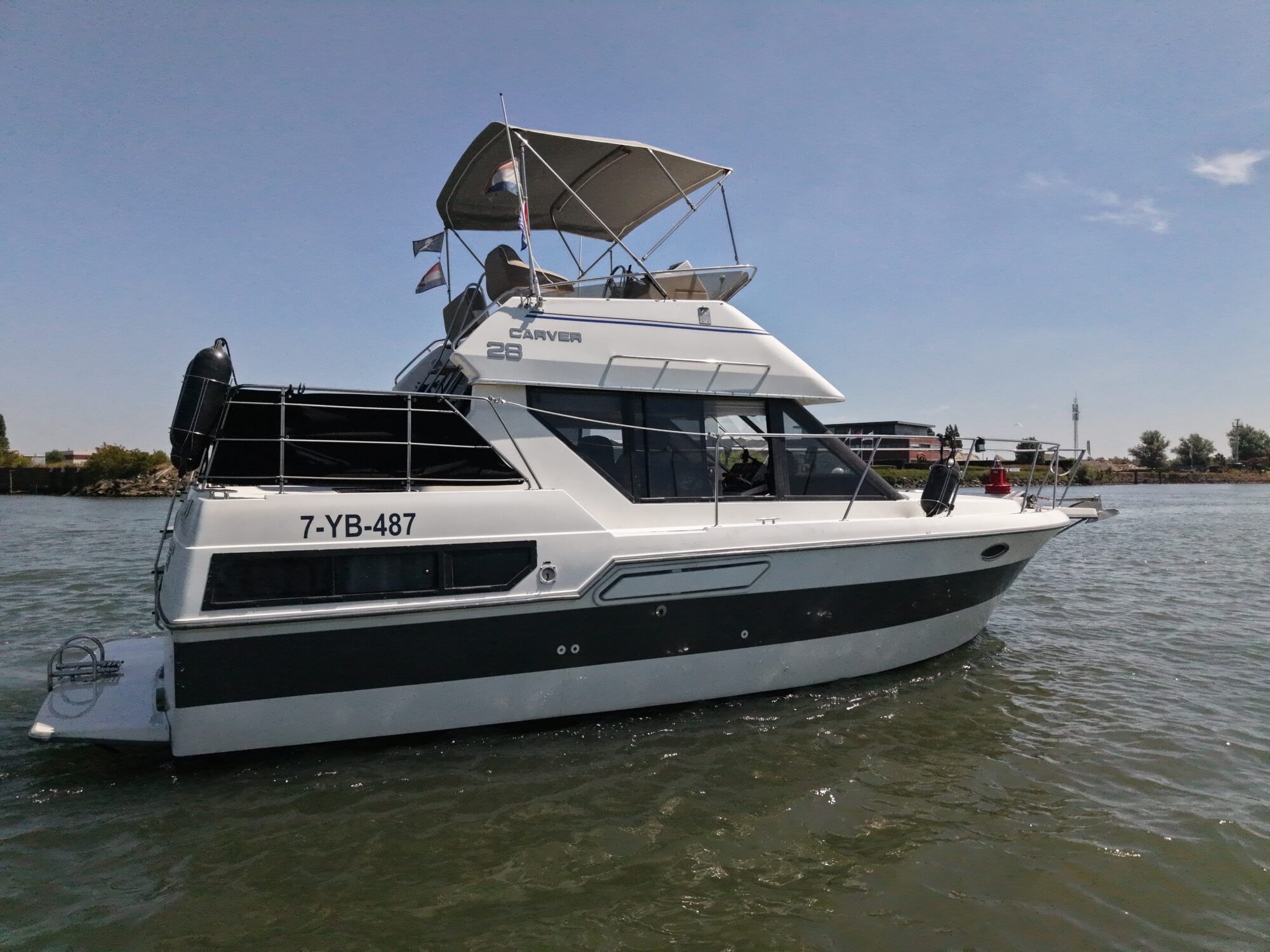 foto: 30 Carver Carver 28 Flybridge