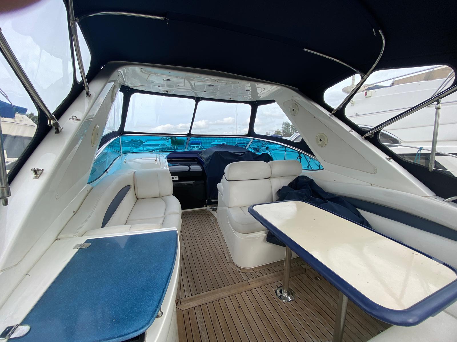 foto: 19 Sealine  S38