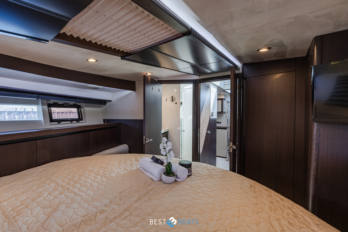 foto: 31 Galeon 385 HTS