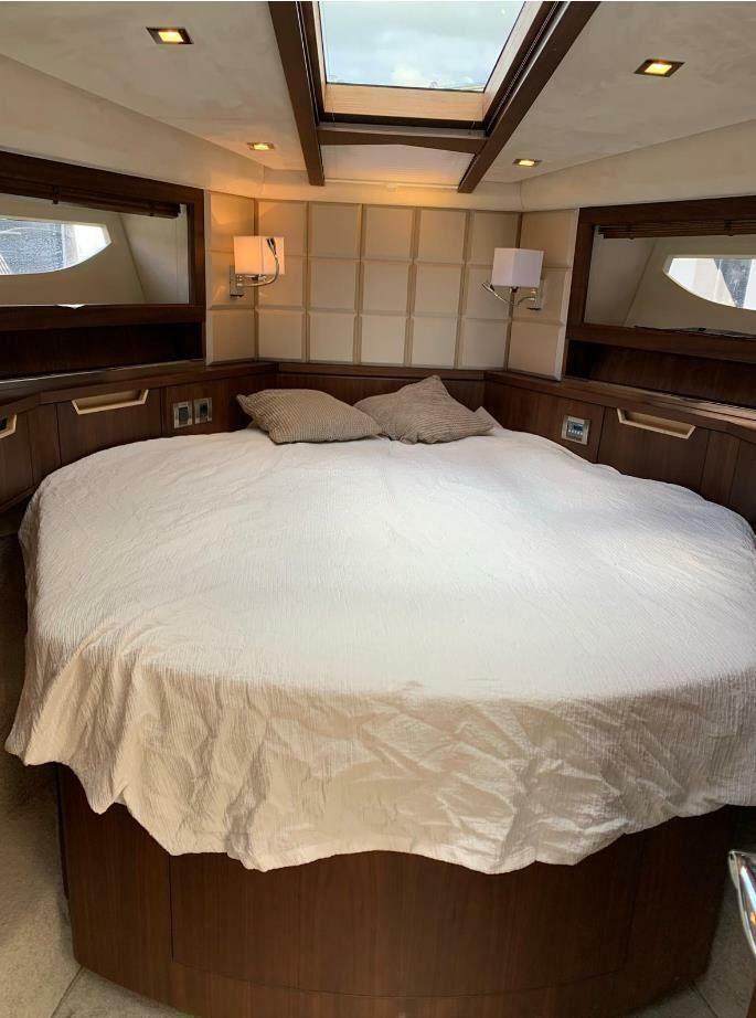 foto: 6 Galeon 420 Fly