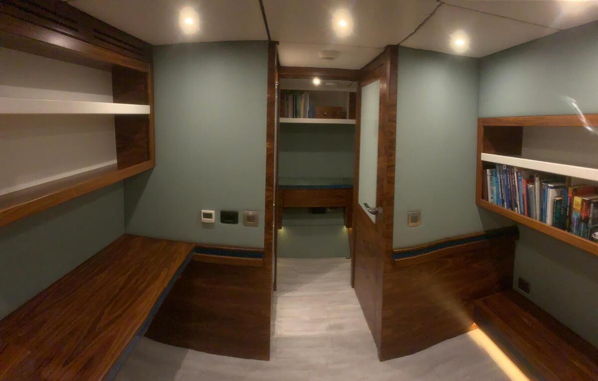 foto: 18 Naval Yachts XPM 78