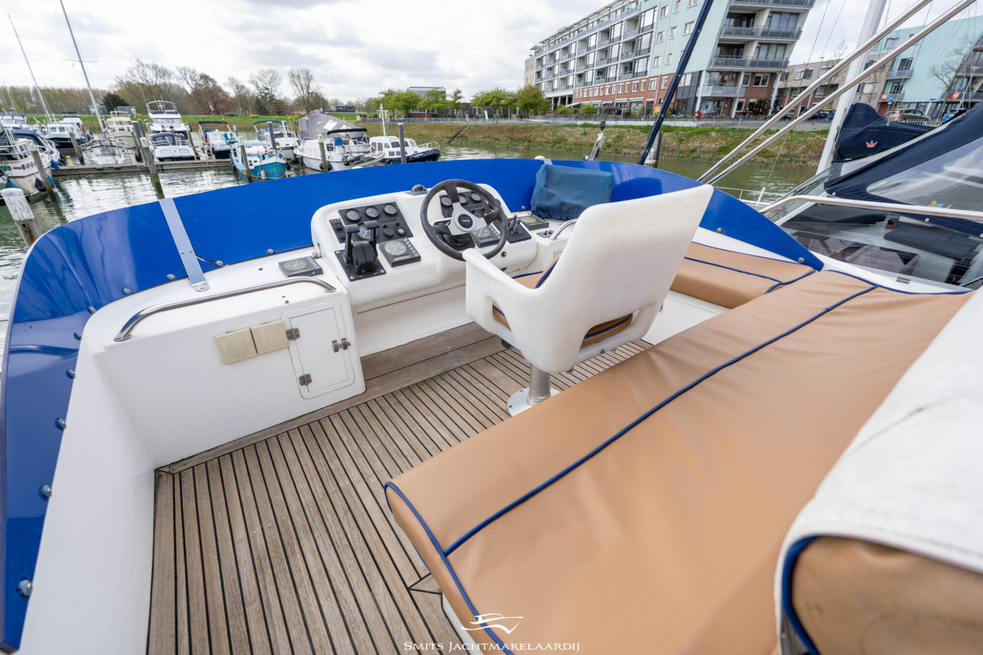 foto: 59 Astor Astor 37 Flybridge