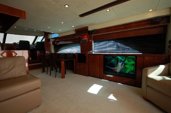 foto: 19 Fairline Squadron 68