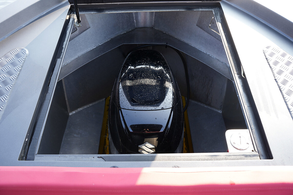 foto: 34 Triple X 800