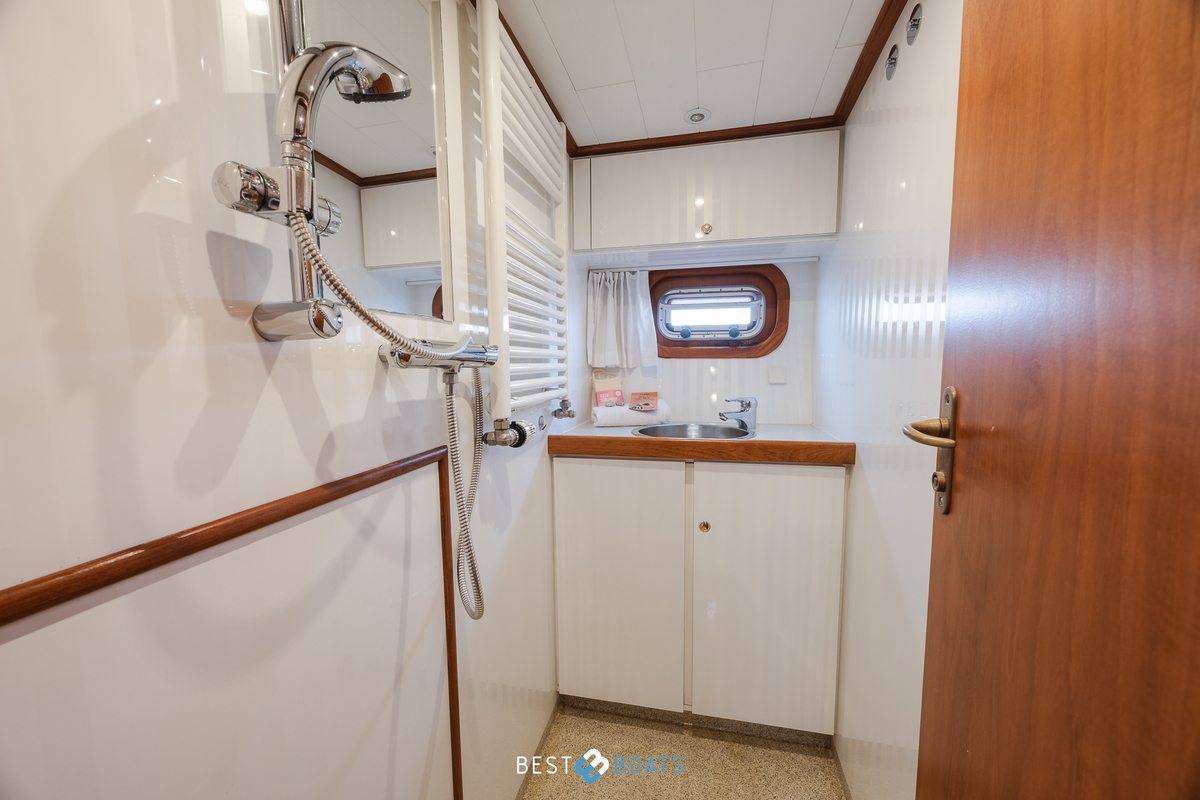 foto: 22 Vripack Spiegelkotter 1150 AK