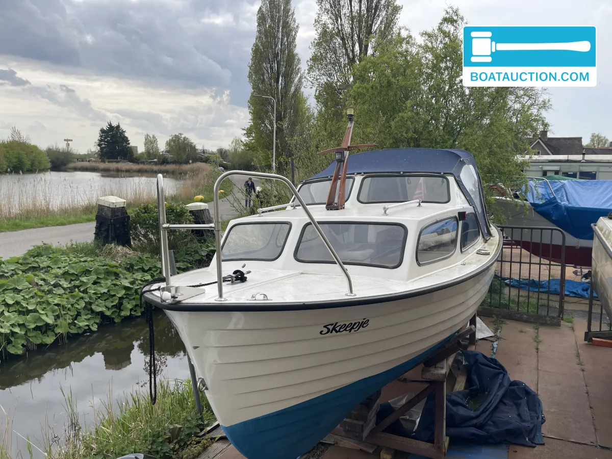 foto: 9 Kajuitboot 650