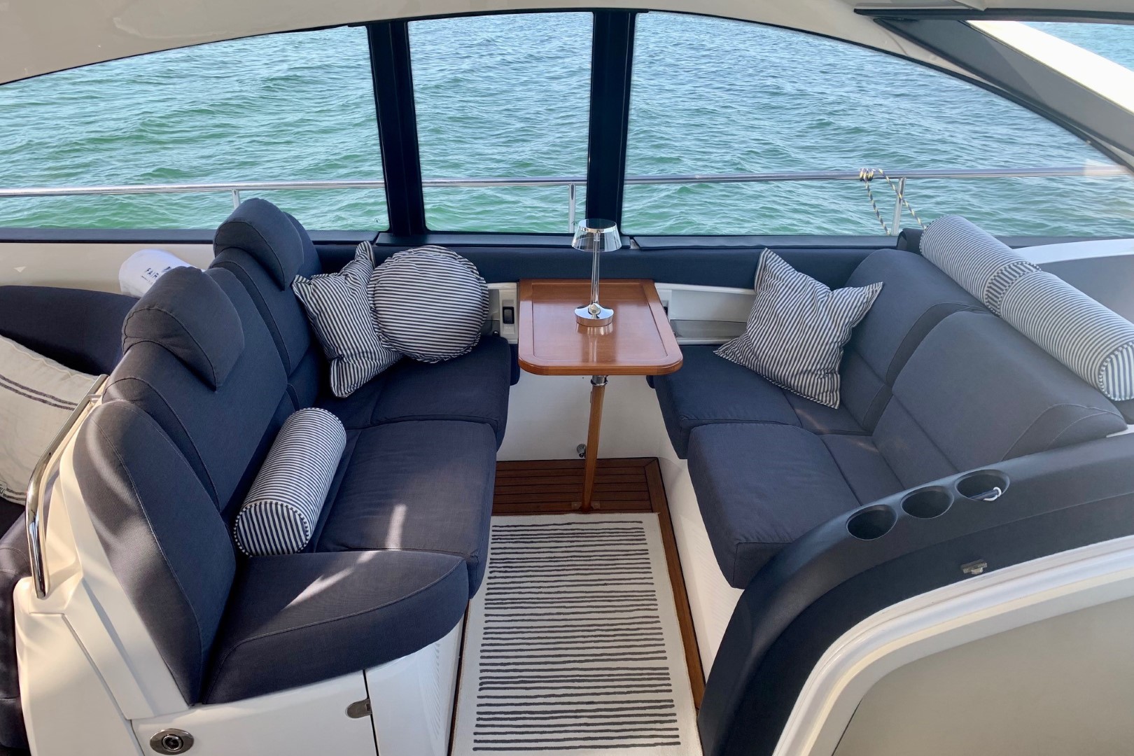 foto: 9 Fairline  Targa 62