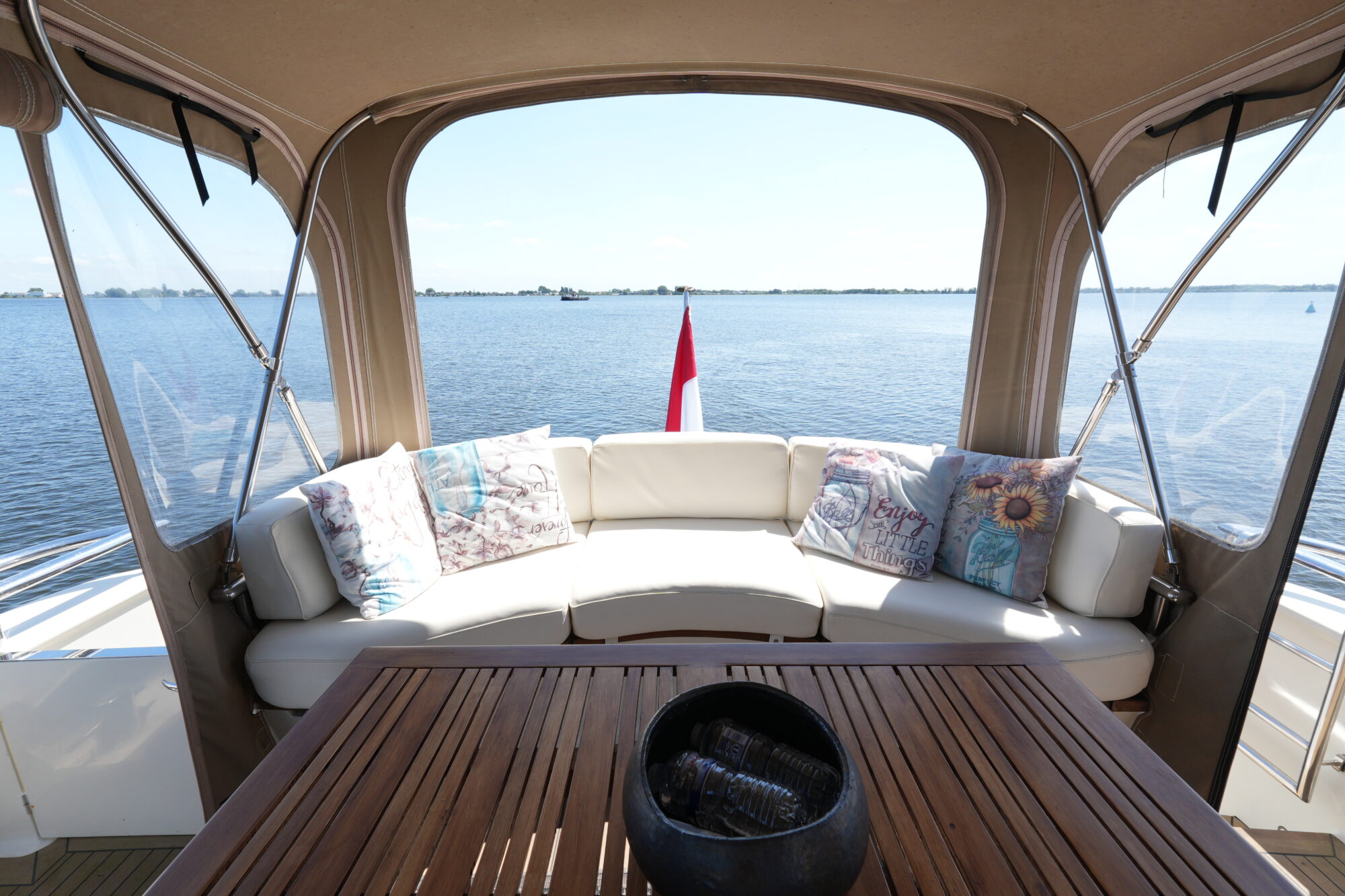 foto: 28 Vivante Vivante 42 AK