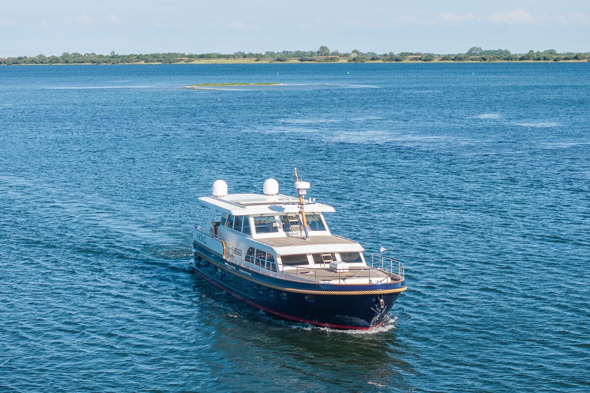 foto: 108 Linssen Grand Sturdy 590 AC Wheelhouse L-Class