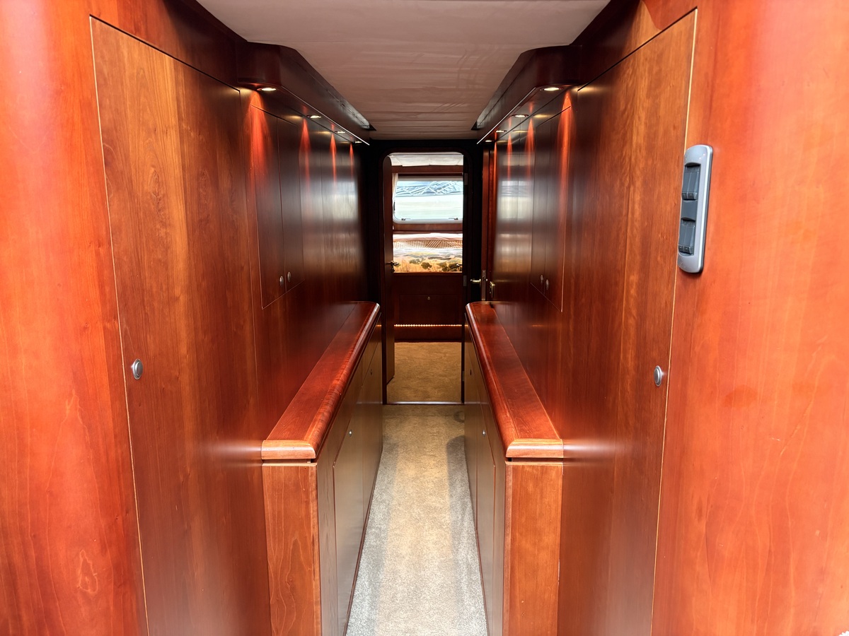 foto: 17 Pacific Prestige 190