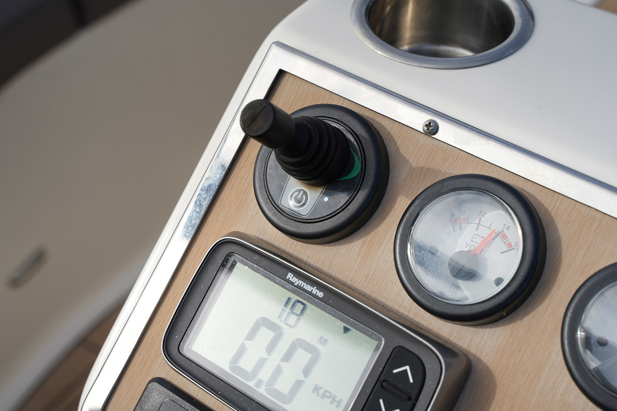 foto: 17 Interboat Intender 780