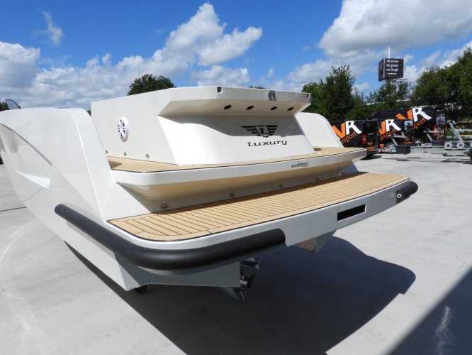 foto: 22 Luxury Alu Tender 77