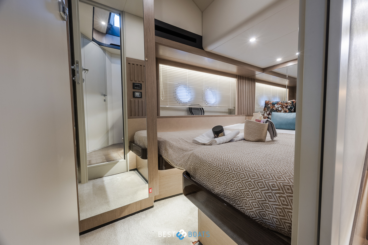 foto: 46 Absolute  Navetta 52