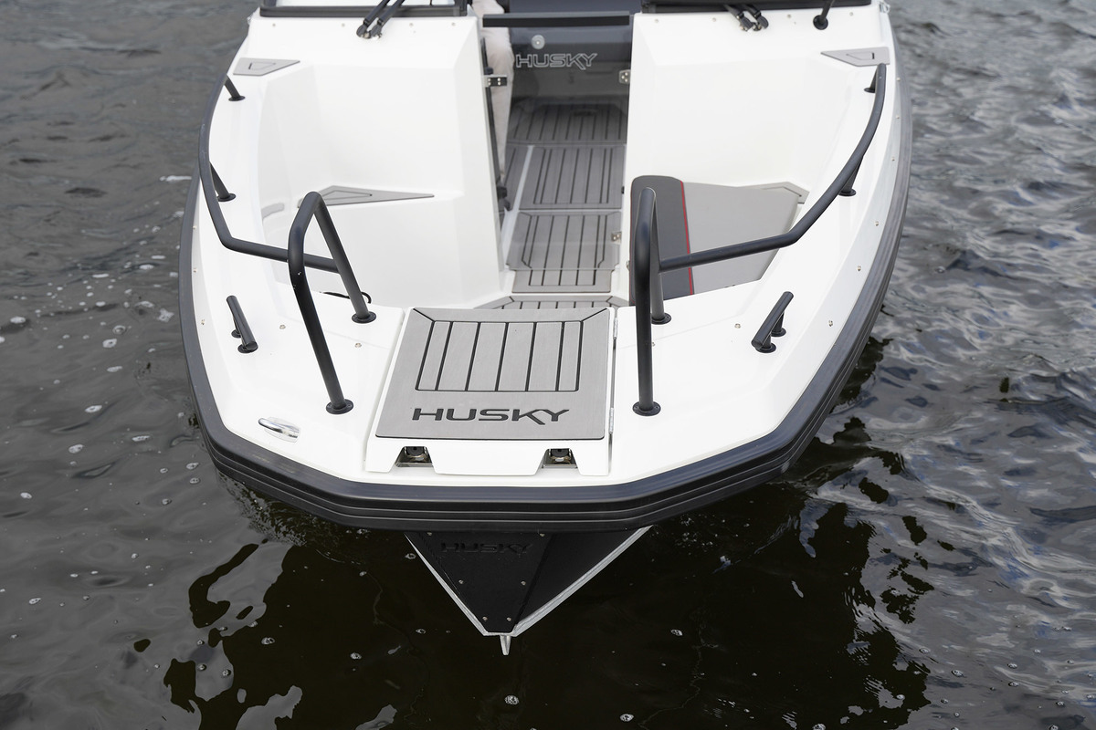 foto: 27 Finnmaster Husky R7