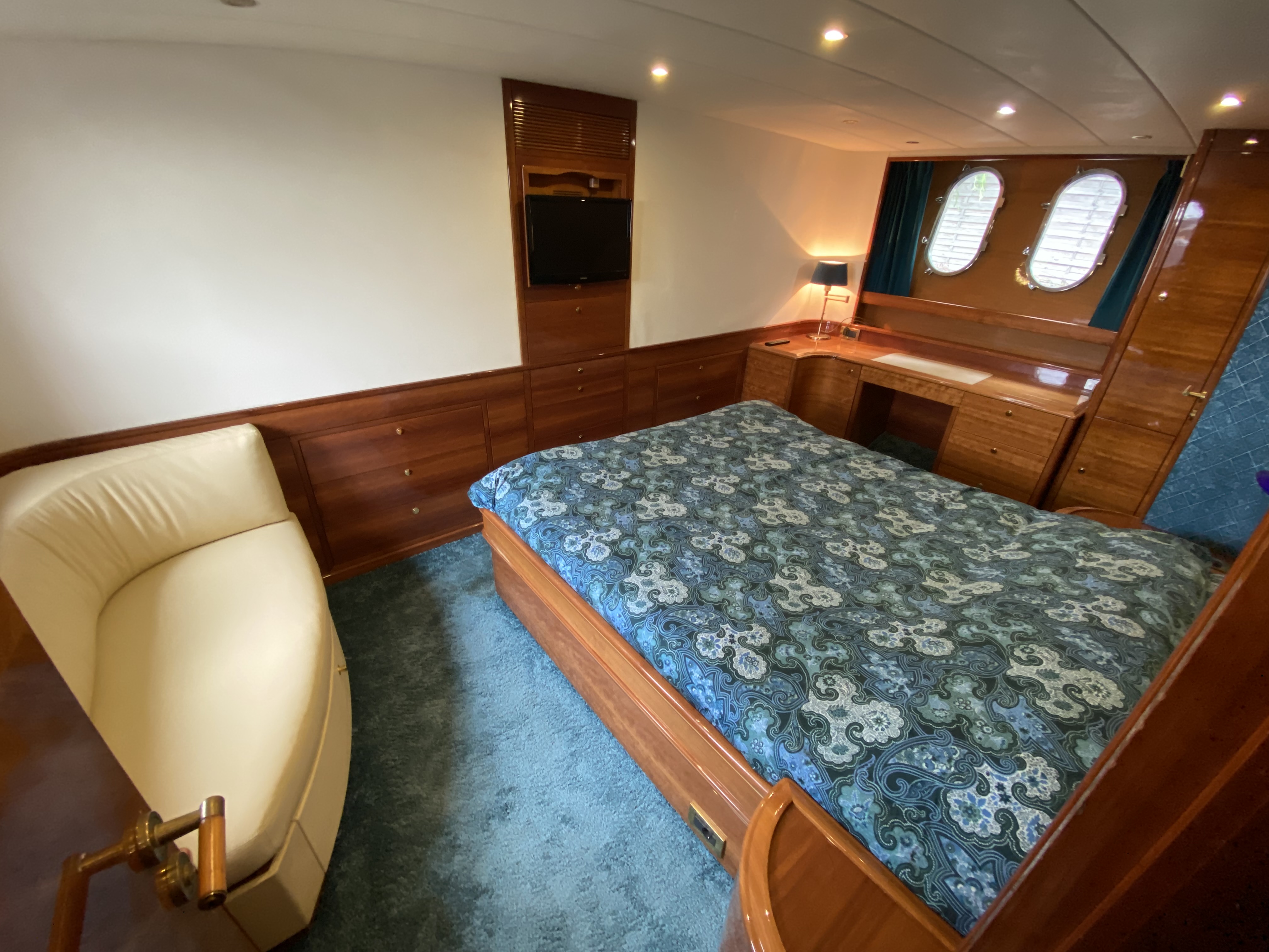 foto: 16 Guy Couach 2200