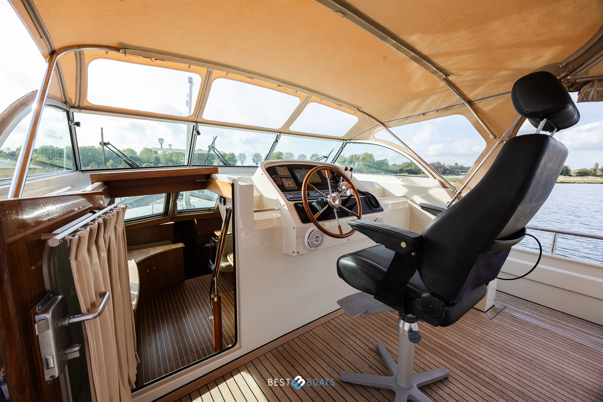 foto: 26 Linssen Grand Sturdy 470 AC Mark II