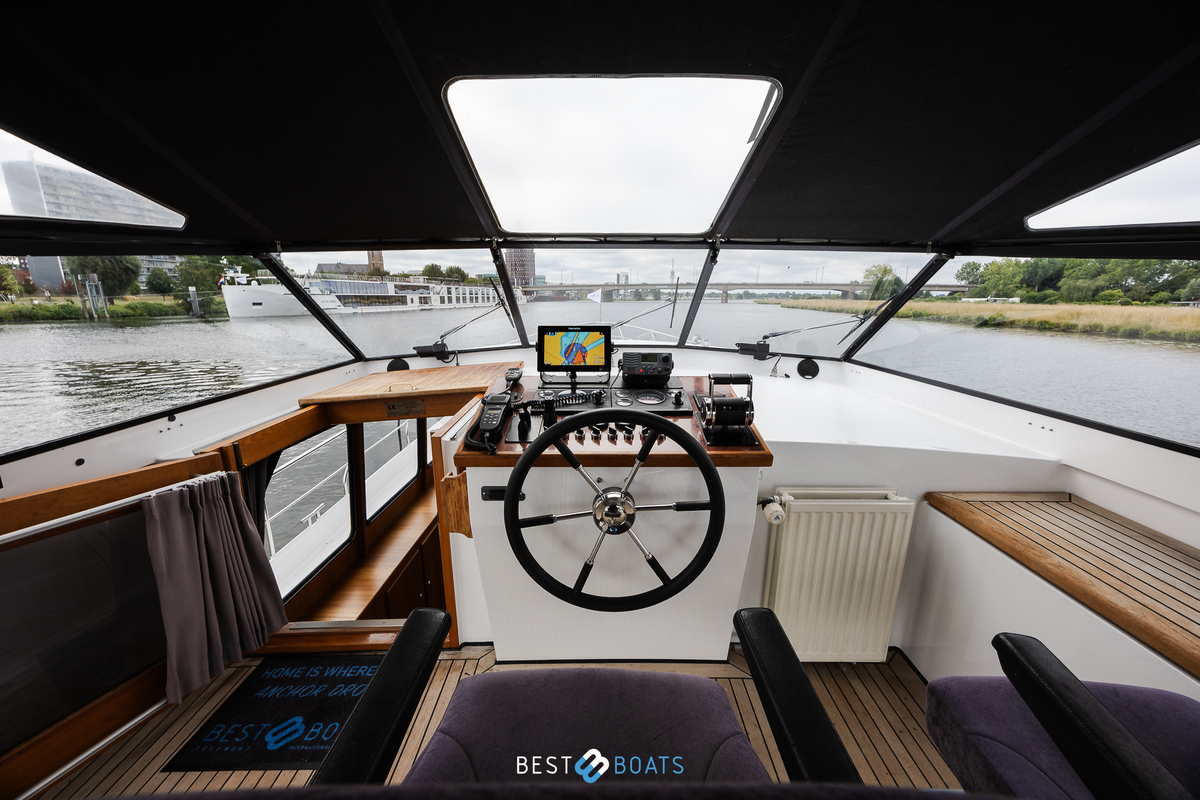 foto: 18 Valkkruiser Content 1300
