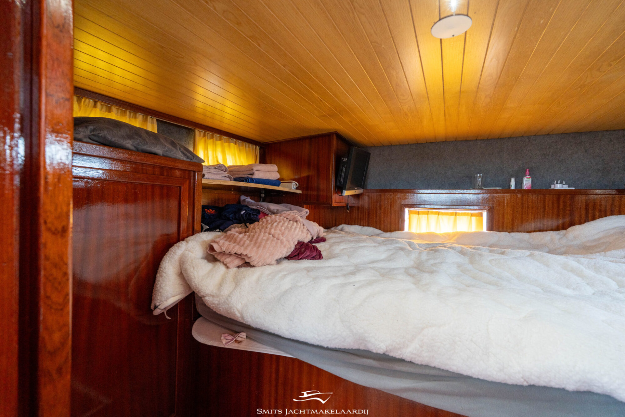 foto: 25 Bege Bege 9.50 AK Cabrio