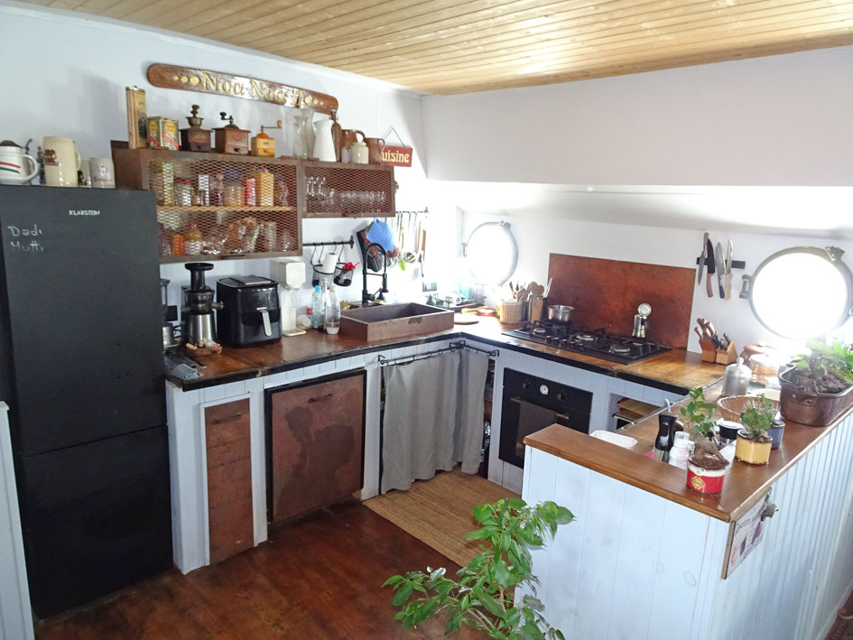 foto: 38 Spits Varend Woonschip 30.53 met UBC