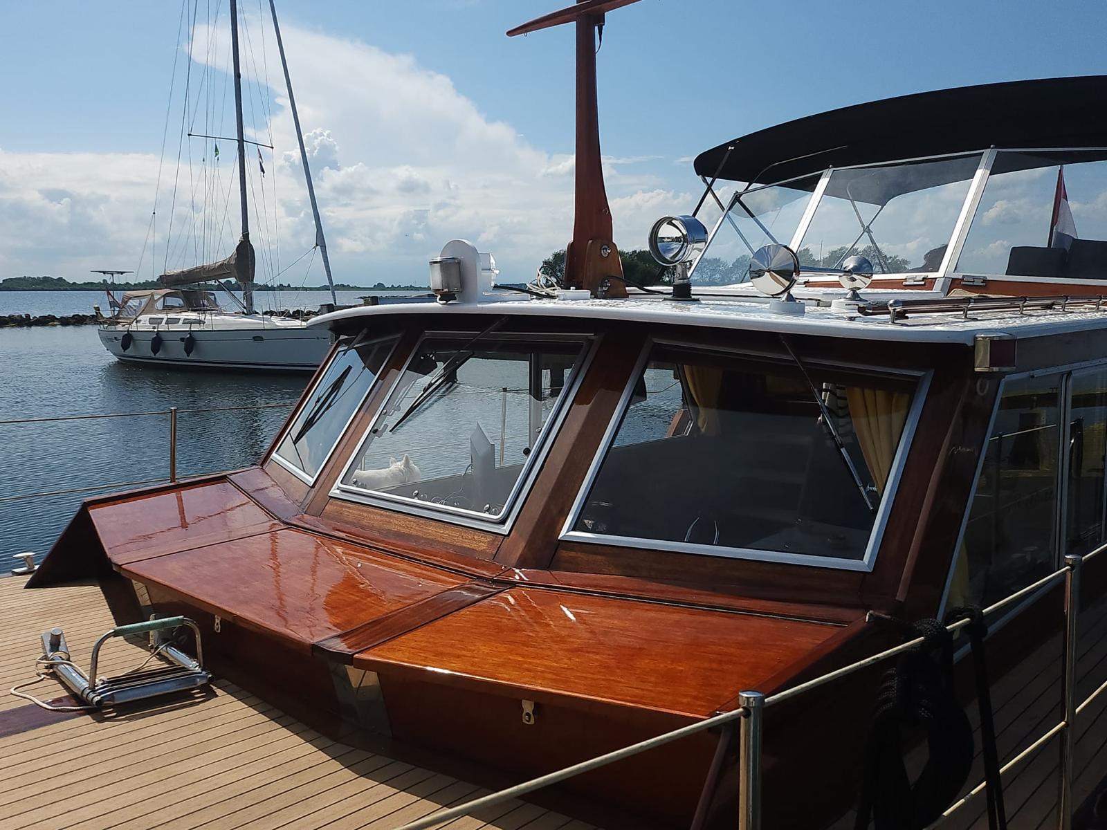 foto: 65 Lowland Lowland Rondspant Kruiser 13.00 AK Cabrio