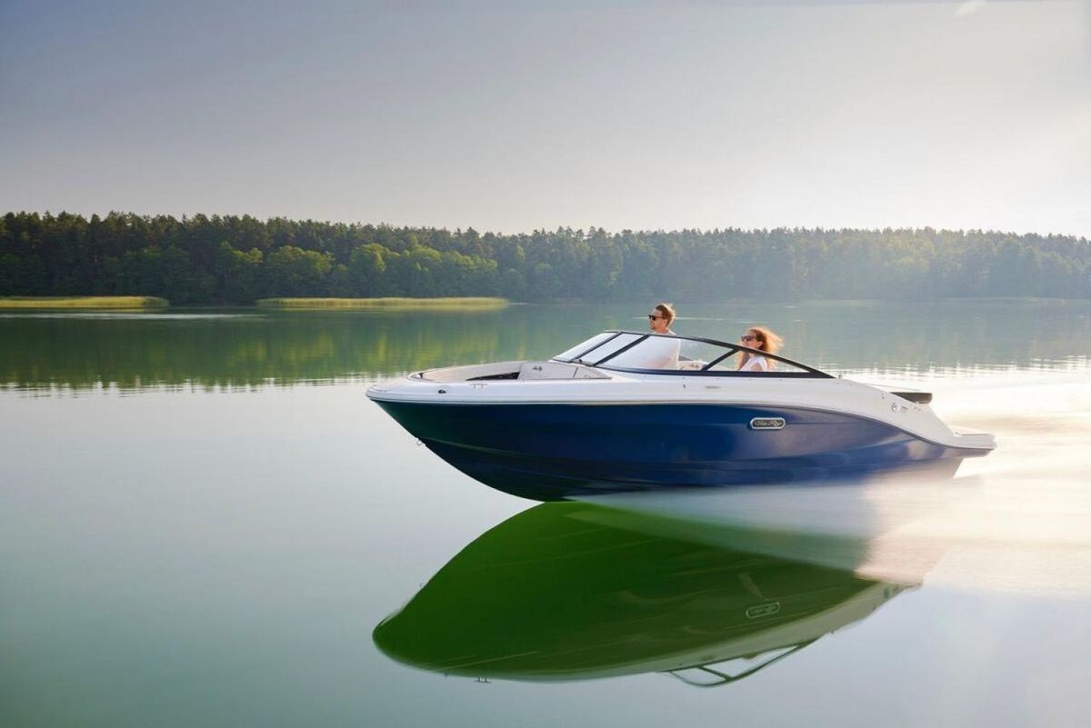 foto: 32 Sea Ray SPX 190 Nieuw Model 