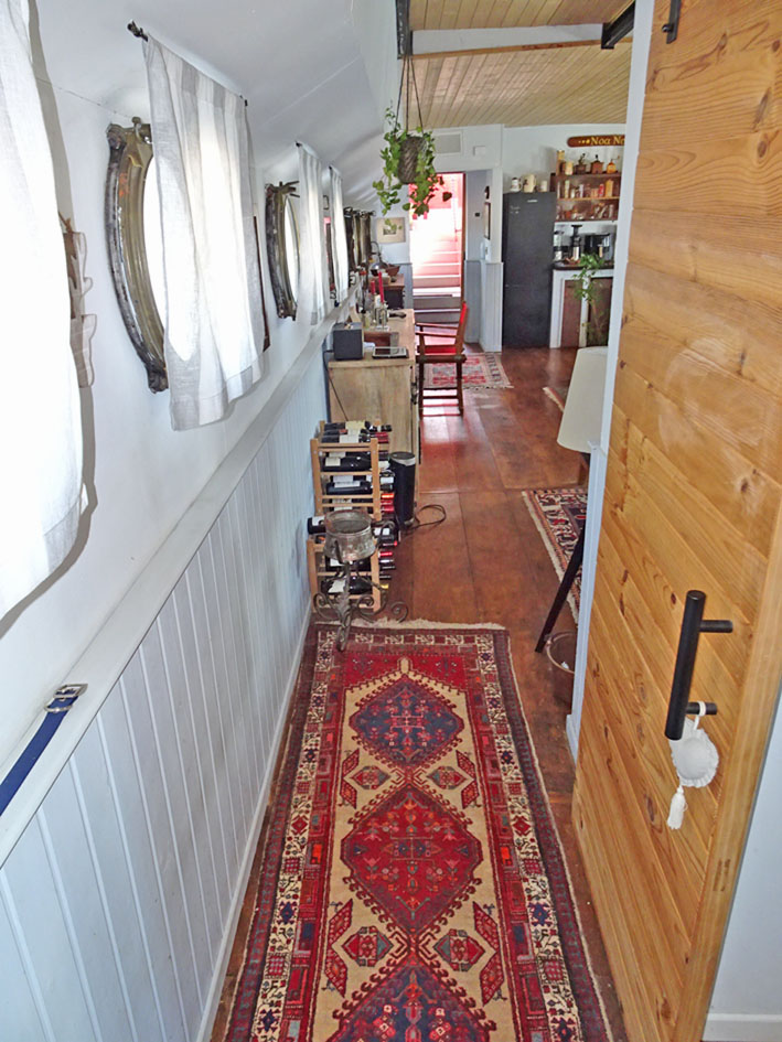 foto: 39 Spits Varend Woonschip 30.53 met UBC