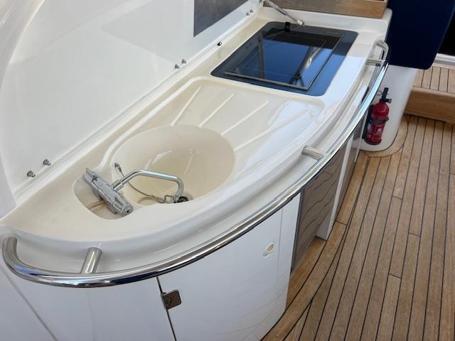 foto: 12 Sunseeker Predator 58