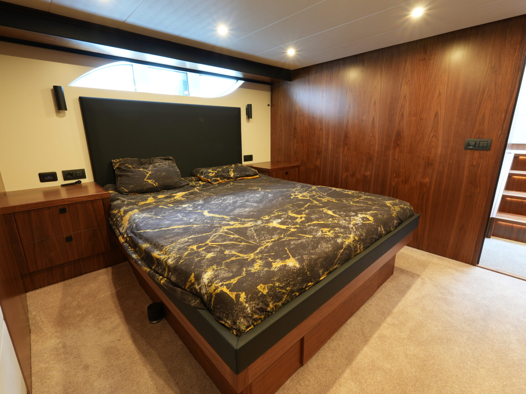 foto: 93 Van den Hoven Van den Hoven Executive 15.00 MK II