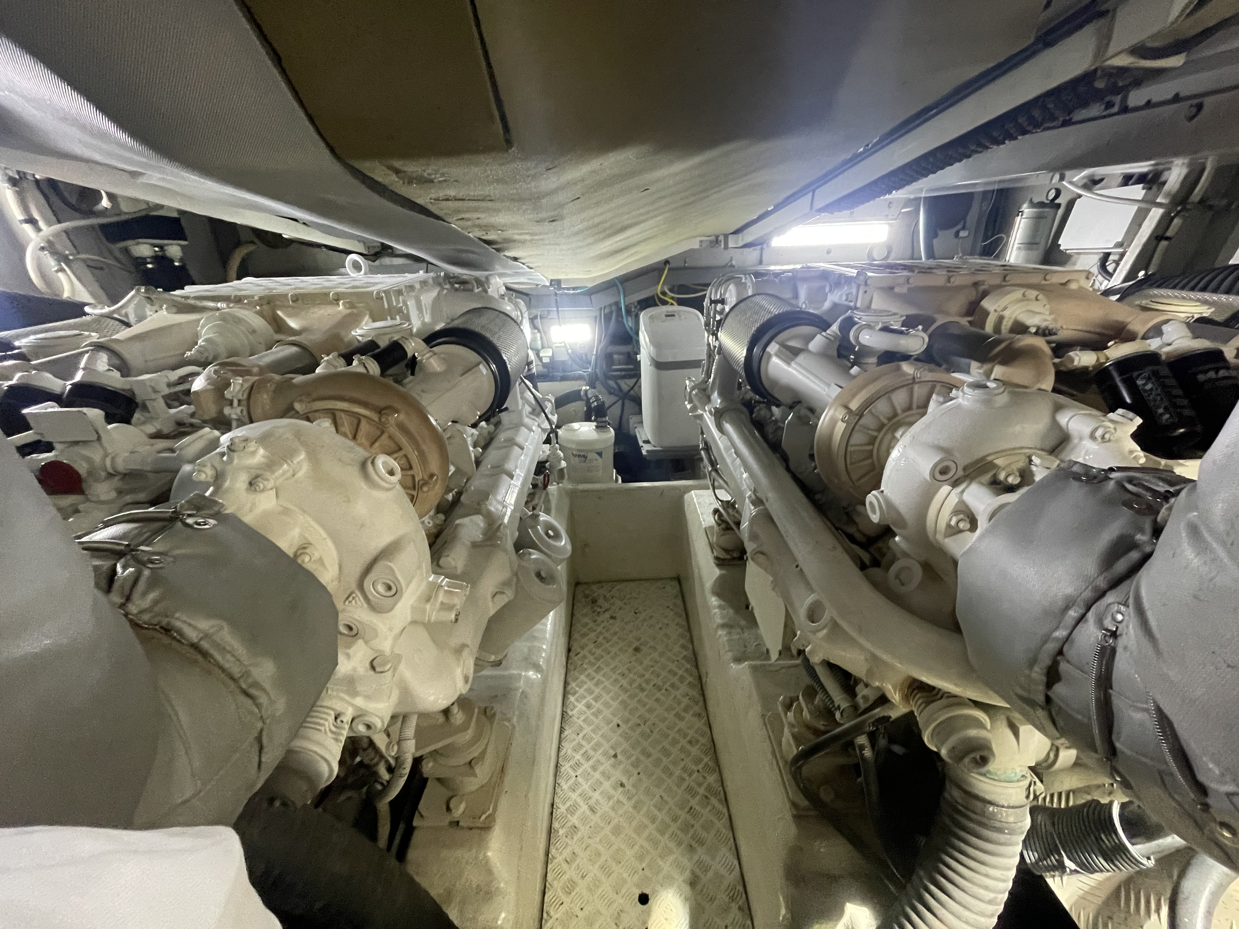 foto: 9 Sunseeker Predator 58